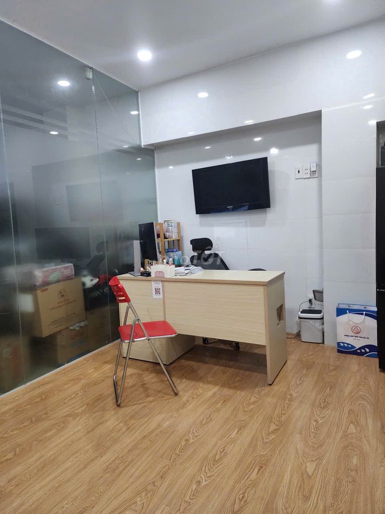 Rent 1 Trần Quốc Tuấn area 4 X 12 at 15 million per month