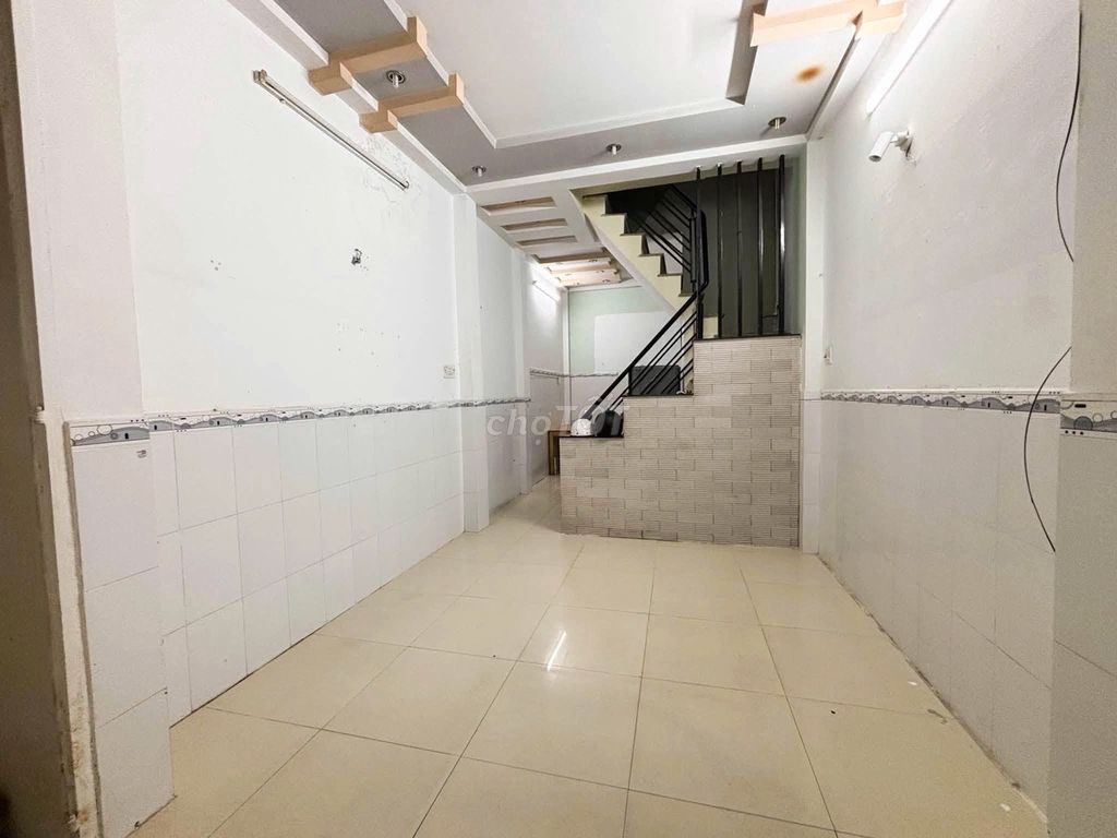 Private home 1/Phan Đình Phùng (98,2 m2 with furniture available, 2 bedrooms cost 14.5 million a month