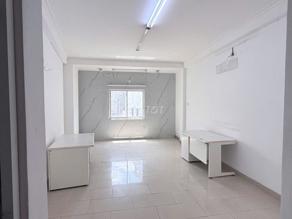 At 2x-- Hoa Lan, 1872, Q.Phú Nhuận - 5 stories, new house.