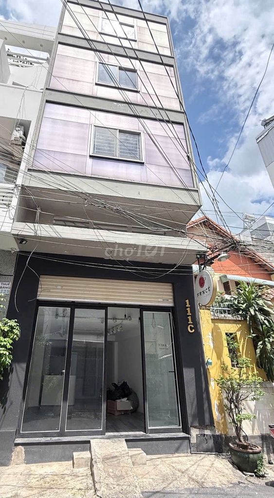 At 2x-- Hoa Lan, 1872, Q.Phú Nhuận - 5 stories, new house.
