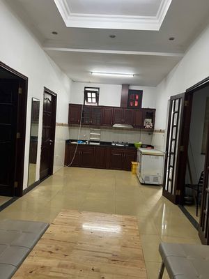 South District 12 dorm right in the wide kitchen market