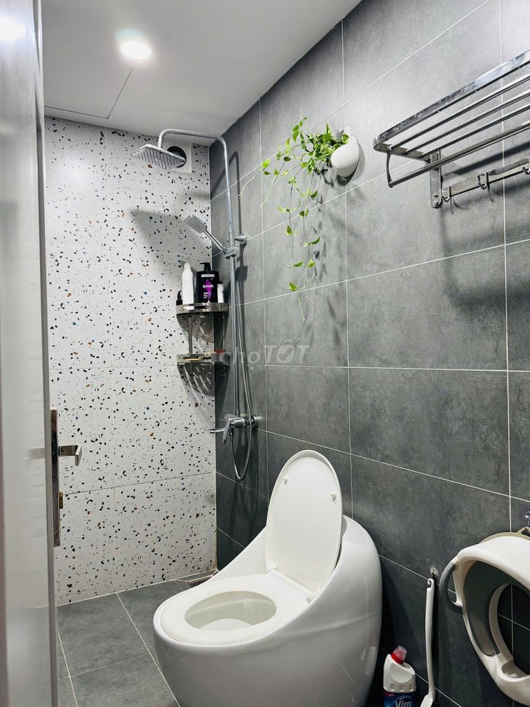 Rent a two-room apartment, two toilets, 77 meters 2 at the Sandi.