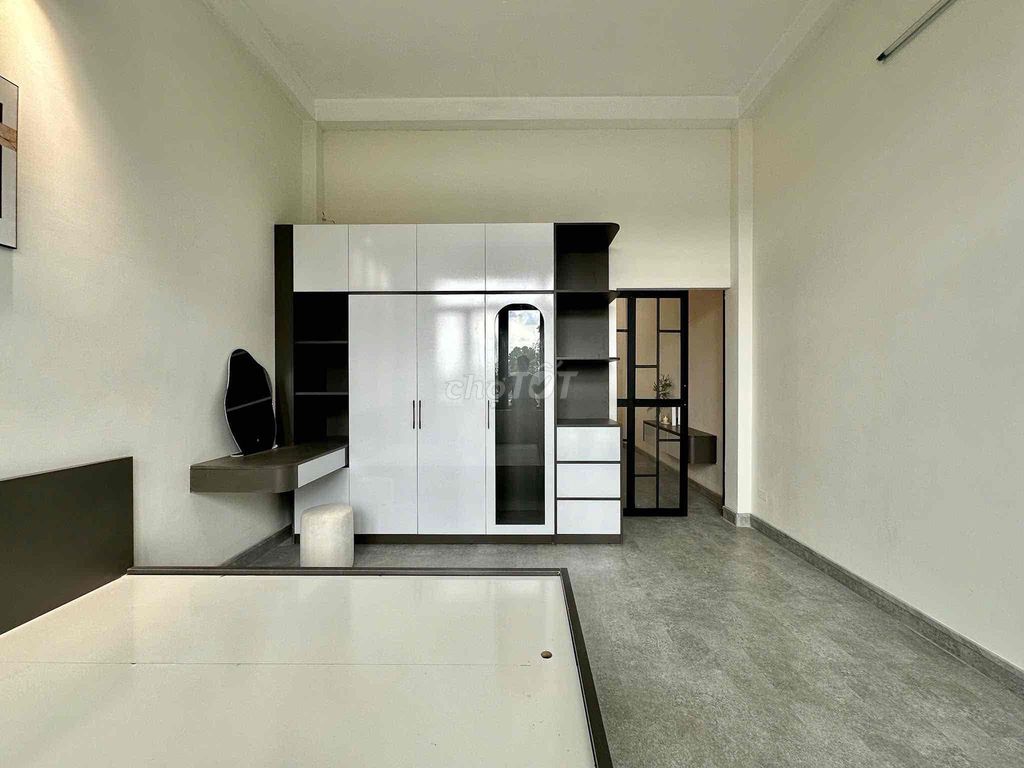The new 100% service apartment, the Home of Seven, Vincom Zeitung, Tonaltel House.