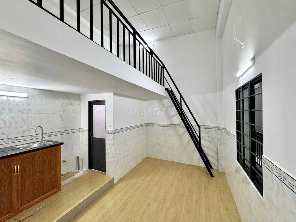 The balcony room, the new house next to the vhu aeon mall cheap