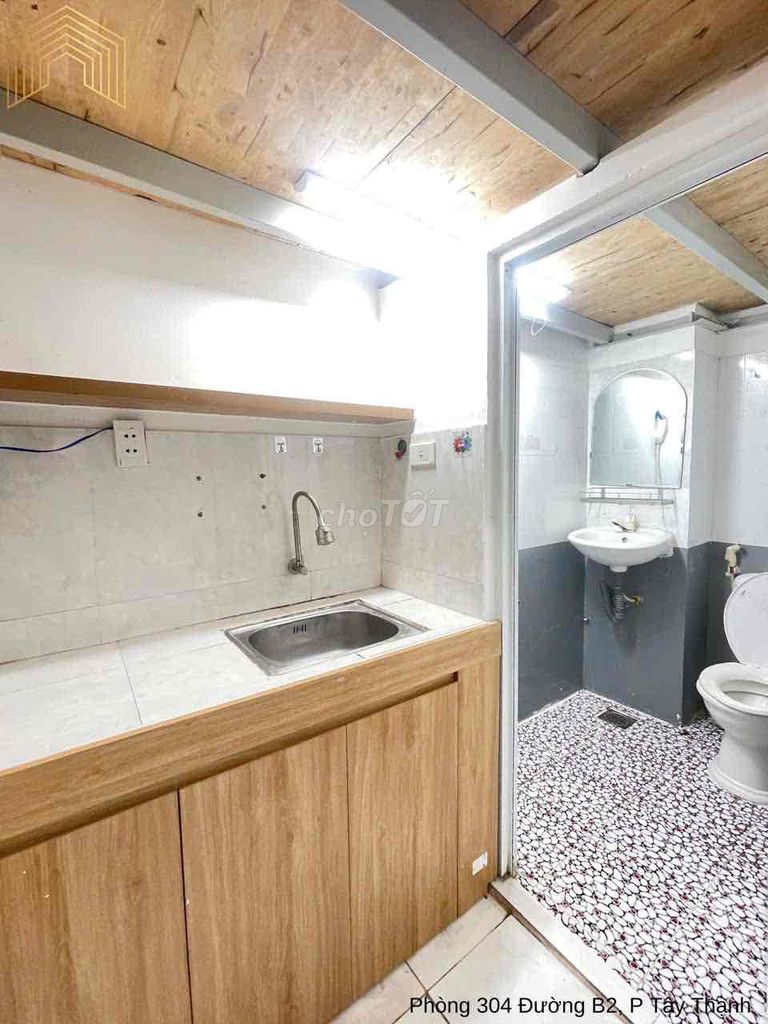 high guard room - full furniture - clean - close to trade