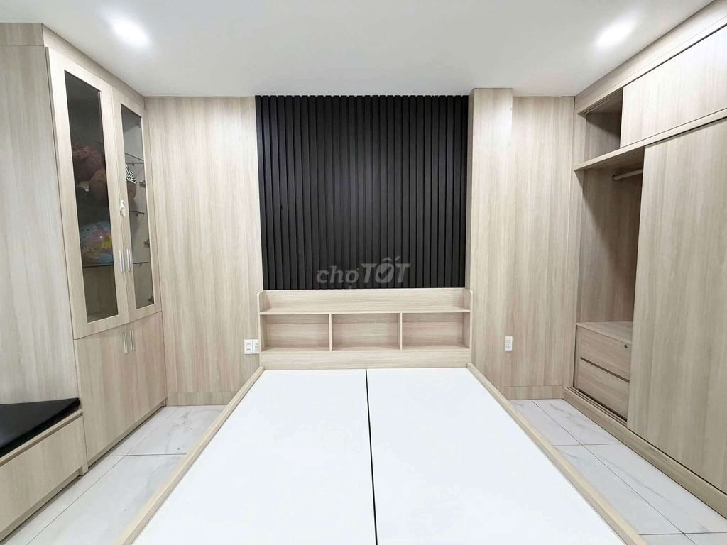 35 m2 balcony suite full interior