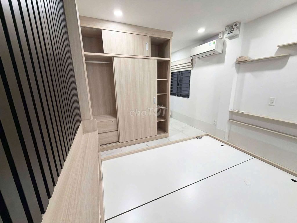 35 m2 balcony suite full interior