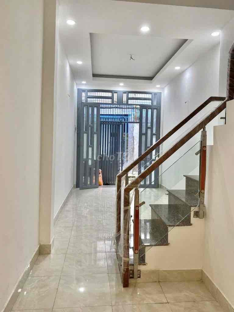Rent a house. One floor, two bedrooms.