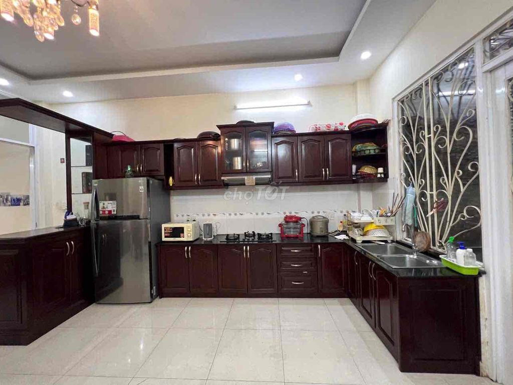 Rent the VP Nguyễn Văn Đậu, 3 floor st, 5 x 20 meters, 5 bedrooms 5/5 toilets, 29 million