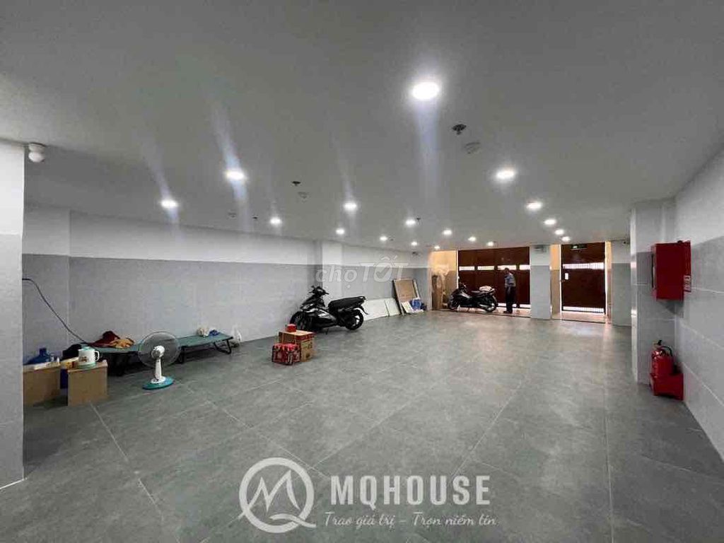 Studio Bancol Full interior, elevator, security 24/7, Grand Carhouse