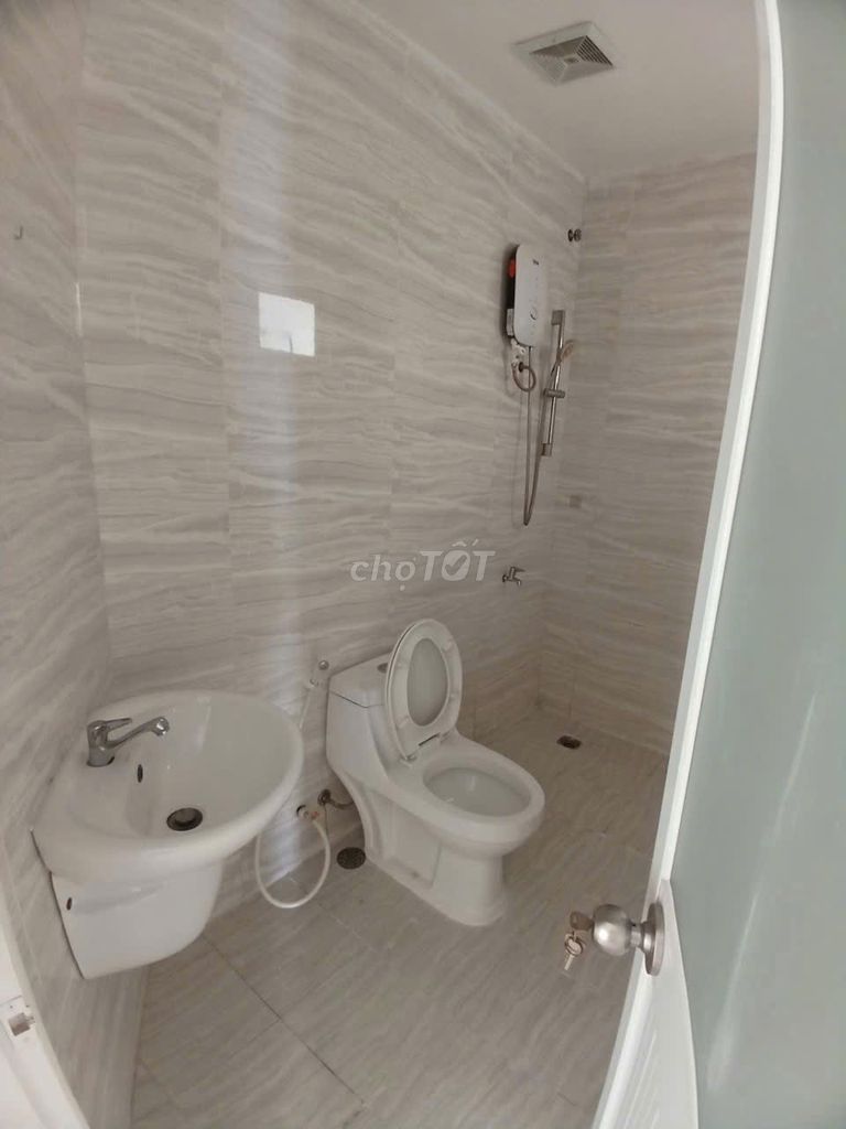 Hot m2-price 6 million2-two bedrooms 2 toilets- Enter at the perfect house - many utility