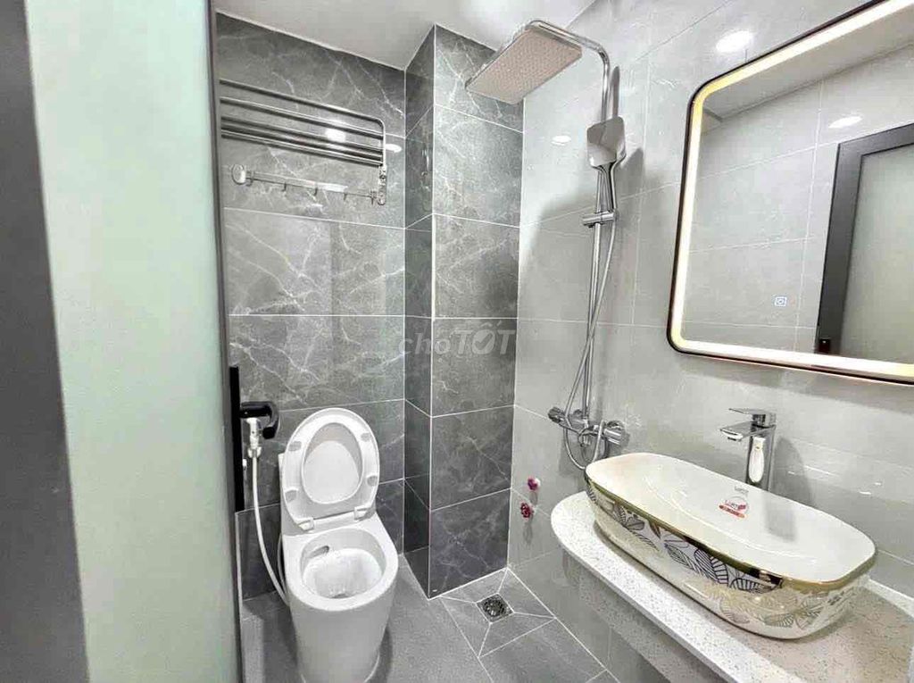 Rent a mini-bar at Cộng Hoà - new house full of furniture