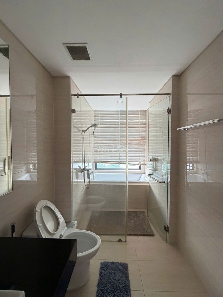 The owner rented the three bedrooms Opal Ho Chi Minh himself.