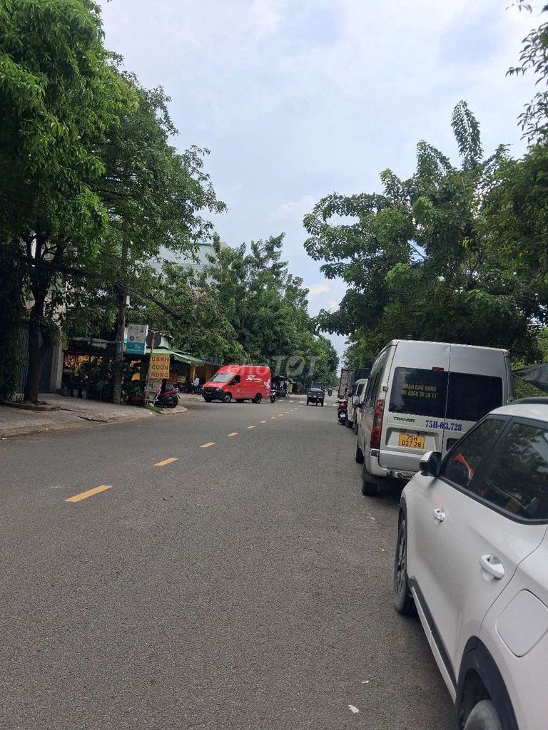 Rent checkout for KSq1-Tân Phú, area 5 X23 M, 1 Land+lm