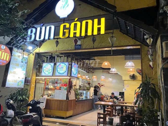 Rent cash house 101 B Nguyễn Thái Bình, qtb - 4 stories, 40 million