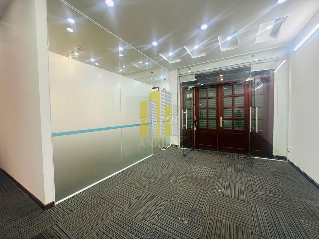 12 X20 office mansion 4th floor 10 room plus $70 M2-$80 million.