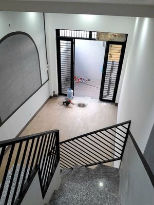 Three bedrooms, 90 meters, open balcony.