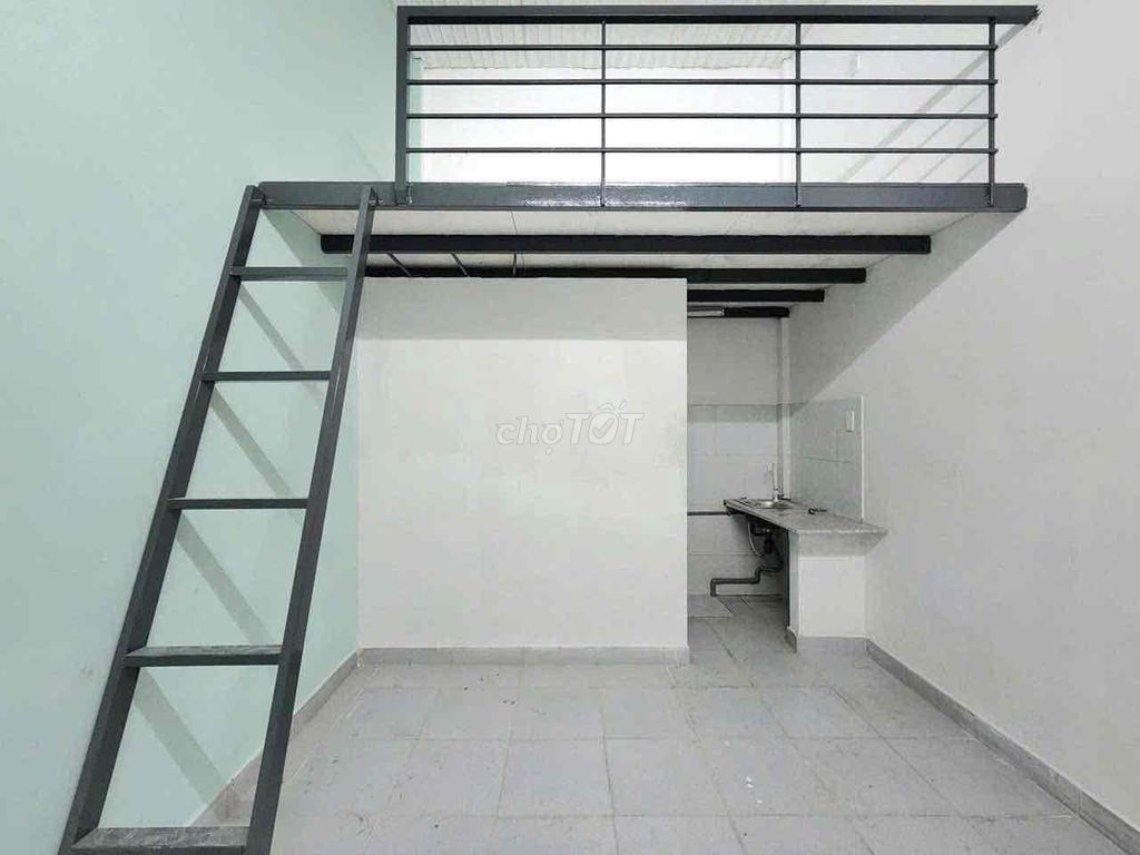 Rent a motel right here at the university, Prince 2 Linh Xuân Thủ Đức
