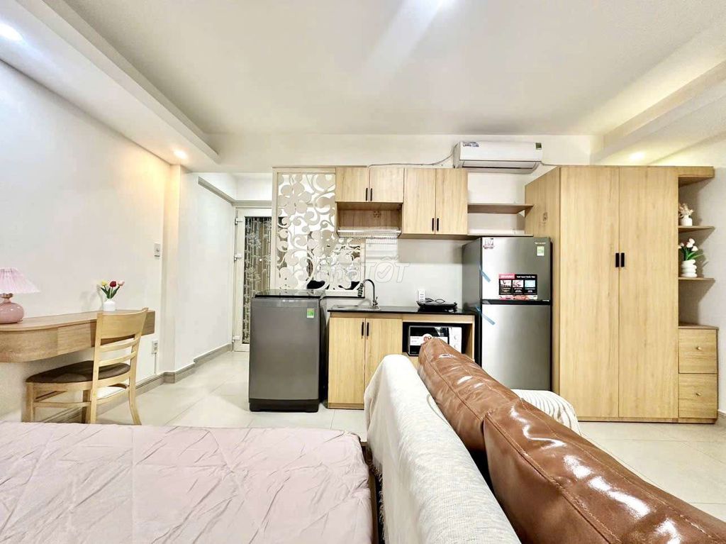Advanced studio - full interior - receive foreigners - near aeon Bình Tân
