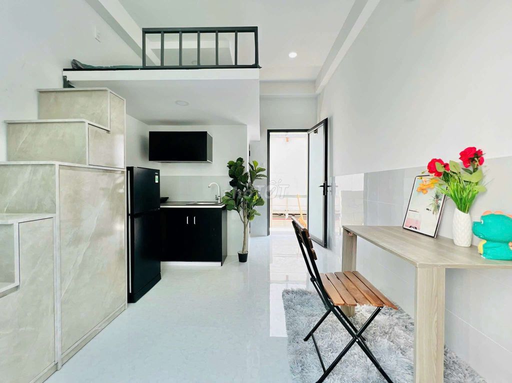 Private balcony - full interior - near the shower dress - 11th District