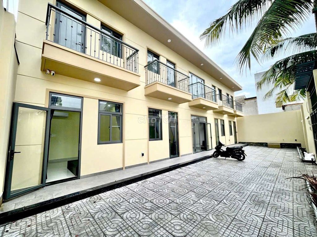 The P.C. -- Full interior -- close to permanent housing green town