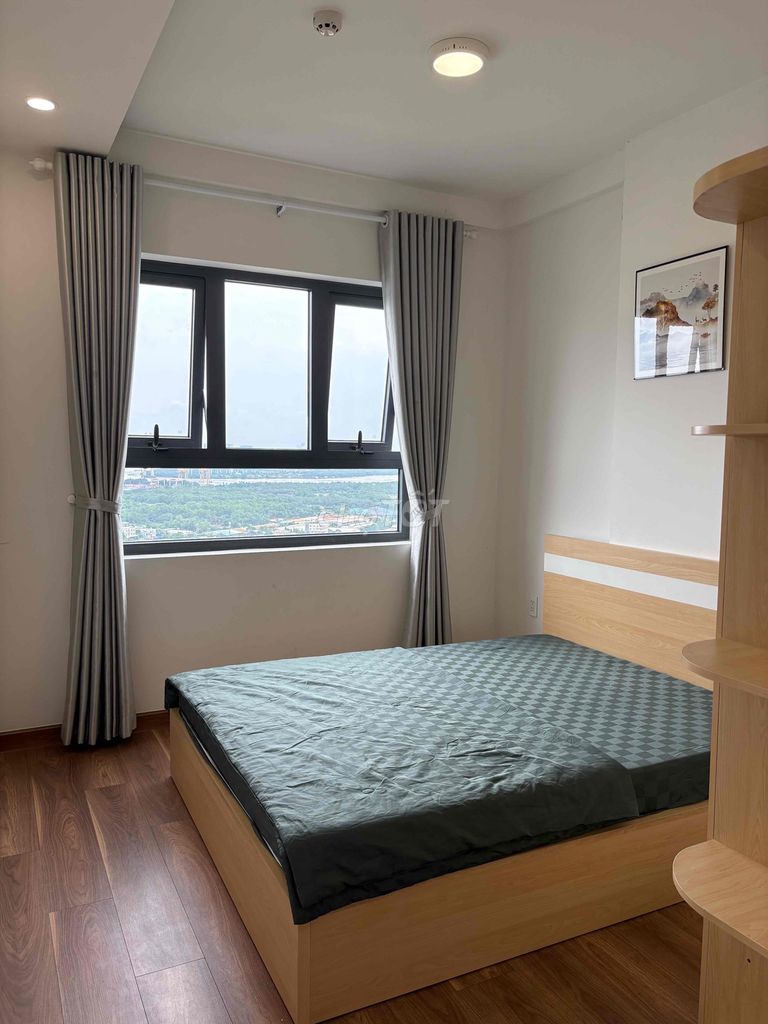 Renting Saigon Riverside District 7h: