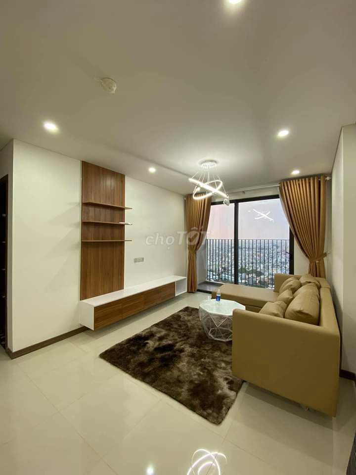 Renting apartments, 11th and 120 meters, 3 bedrooms, full interior.