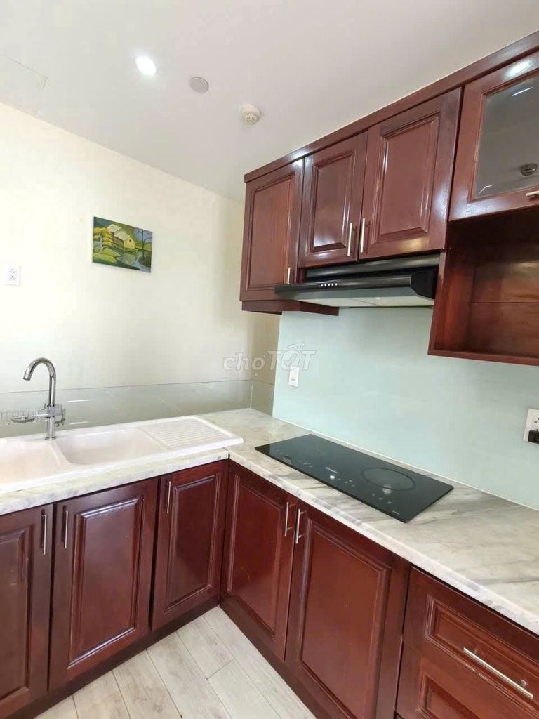Phú Thạnh-Tân Phú, interior available, 94 m2, 3 bedrooms, 10.7 million/th rent.