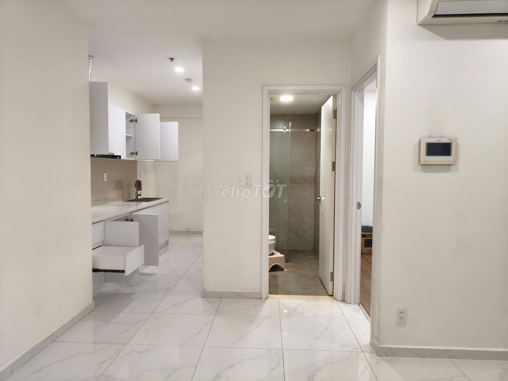 Rent Dlusso two ntcb bedrooms in the Dlusso District 2.