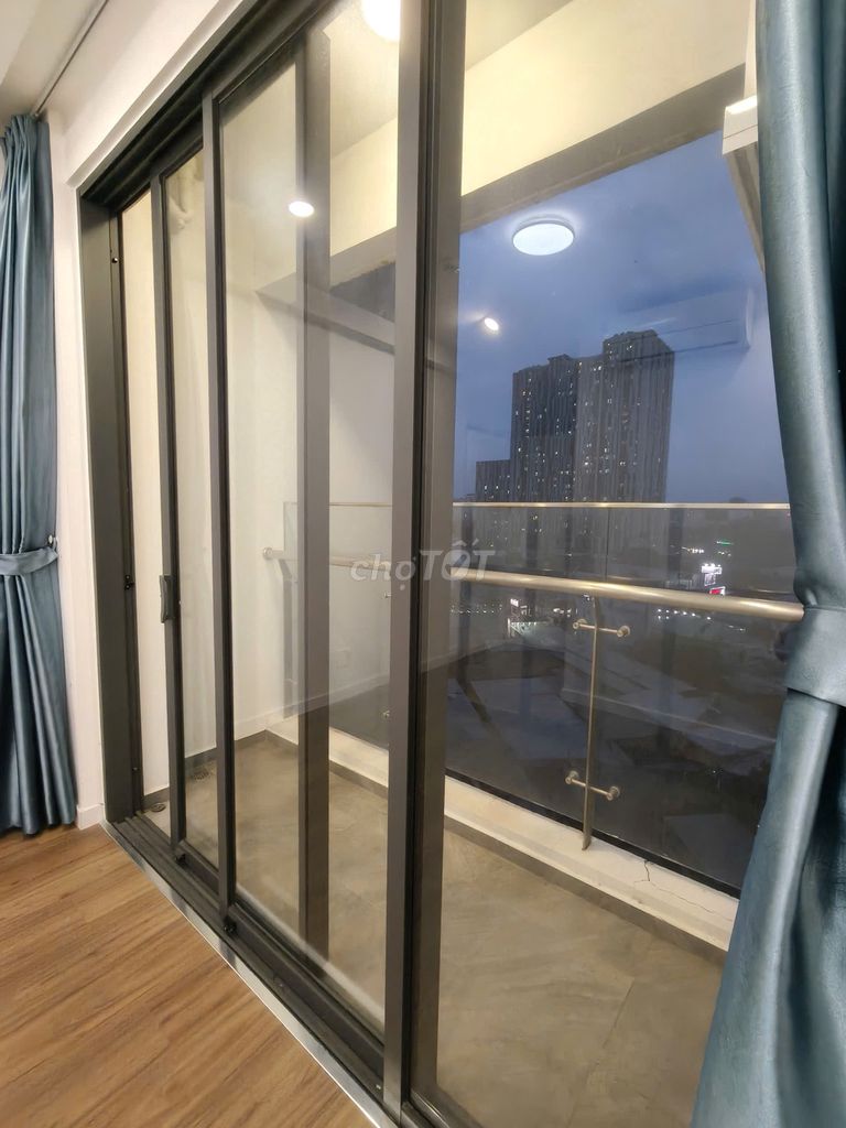 Rent Dlusso two ntcb bedrooms in the Dlusso District 2.
