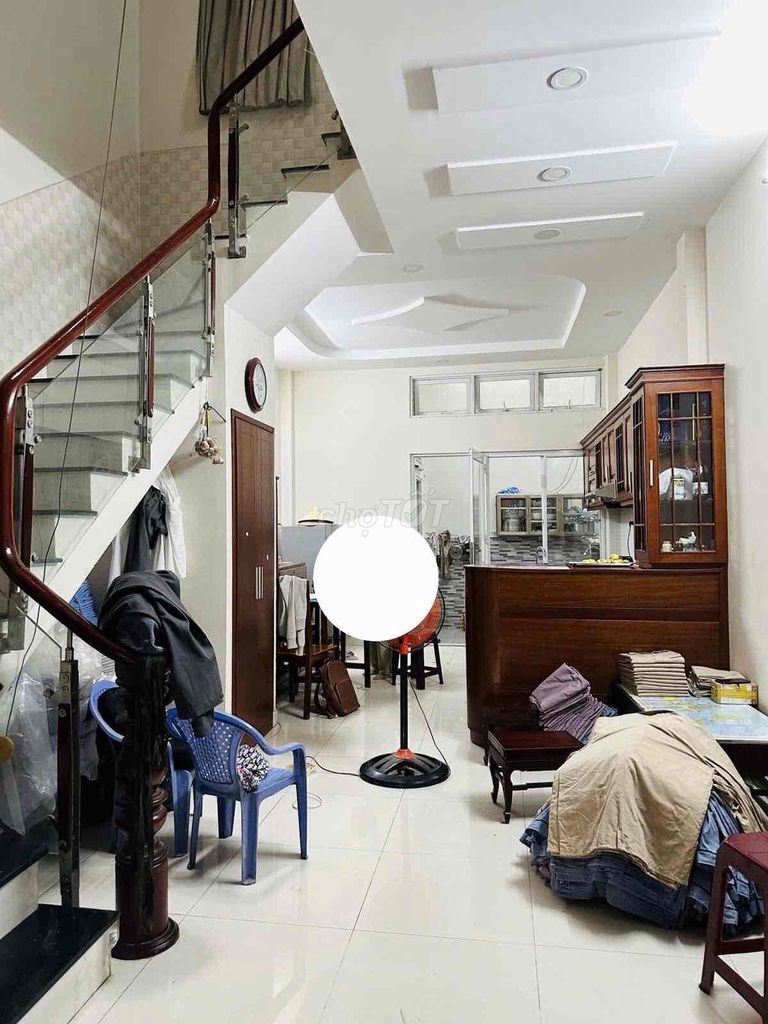 3 m Đất Thánh-7* 6 Tân Bình, 4 x17 meters, 2 floor st, 4 bedroom 5 toilets cost 15 million