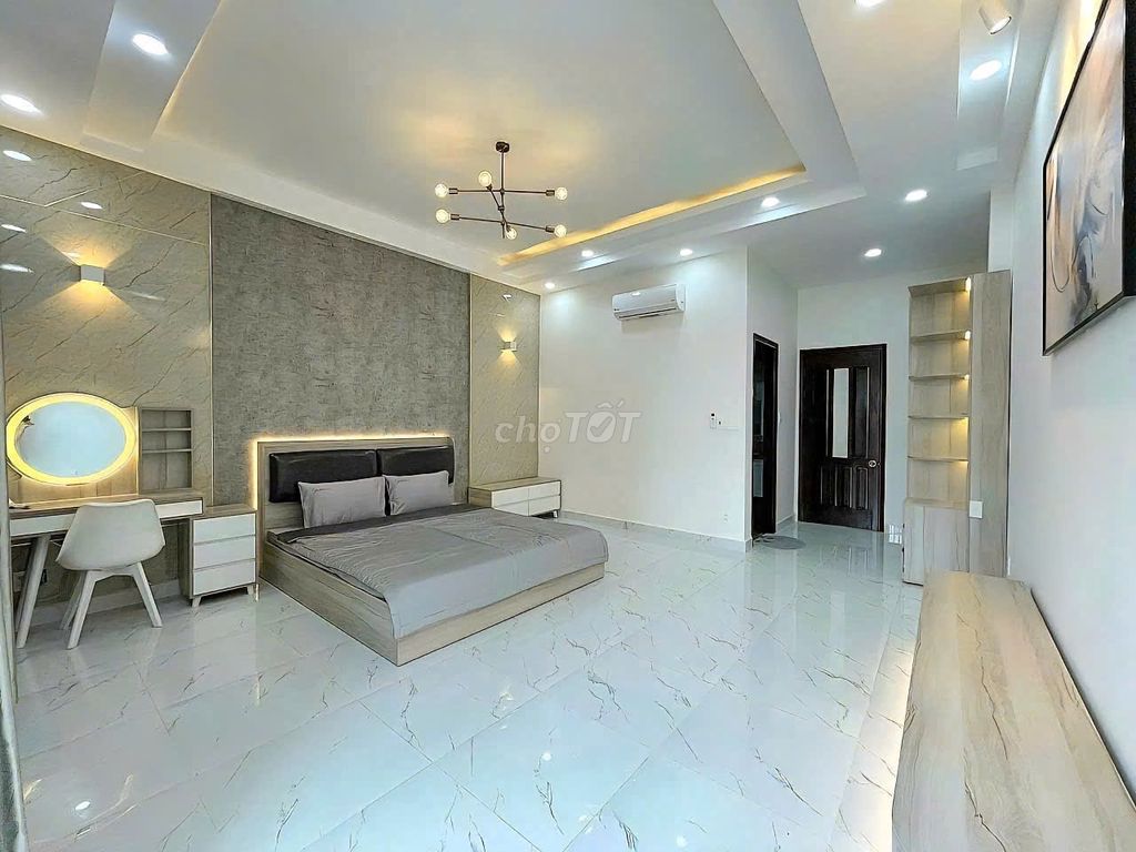 Need to rent a nice house. 8 A Bàu Cát 9-714 Q.Tân Bình near the Black Table.