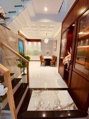 Need to rent an alley building. 74/4 A Trần Thái Tông-7.15 Q.Tân Bình