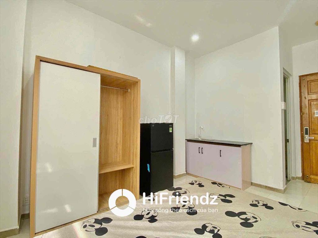 The studio is located near Bến Xe Quận 8 - a super-beautiful motel room