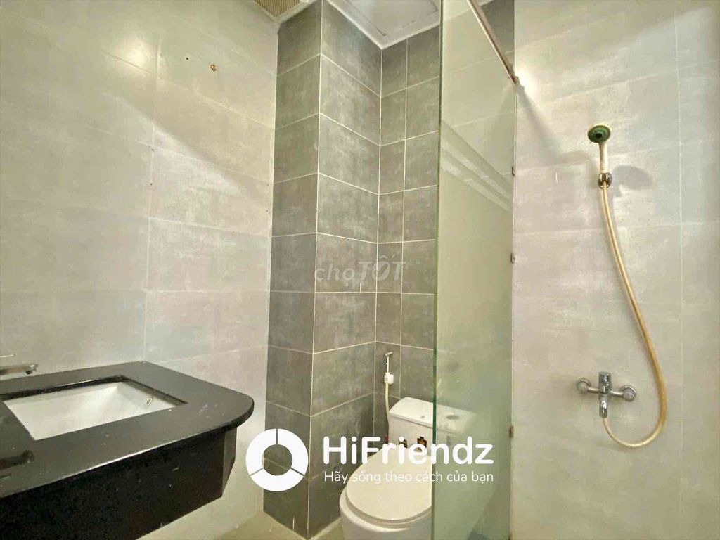The studio is located near Bến Xe Quận 8 - a super-beautiful motel room