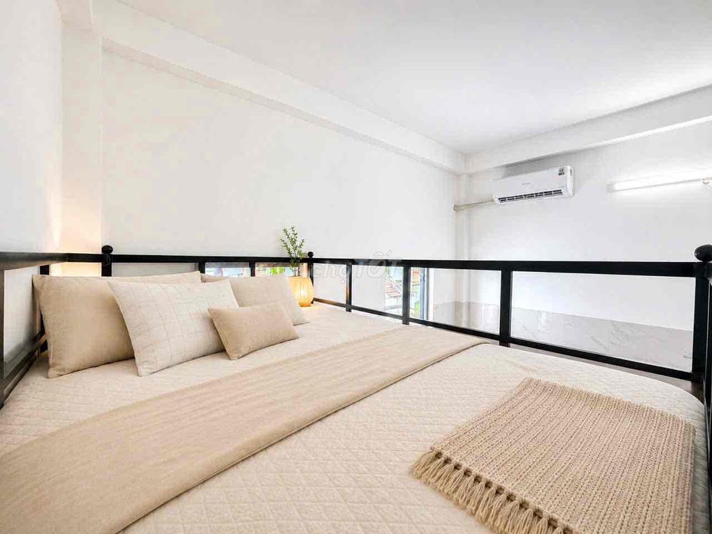 renting rooms with balconies near the newly built writing school
