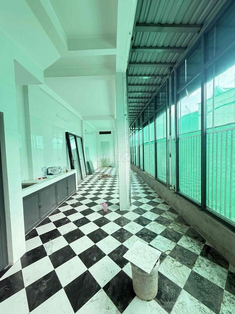 Long house fit In and stock store