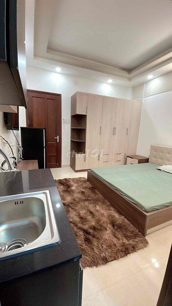 This is a super nice apartment, top-full interior elevator, Hồ Biểu Chánh, low-level.