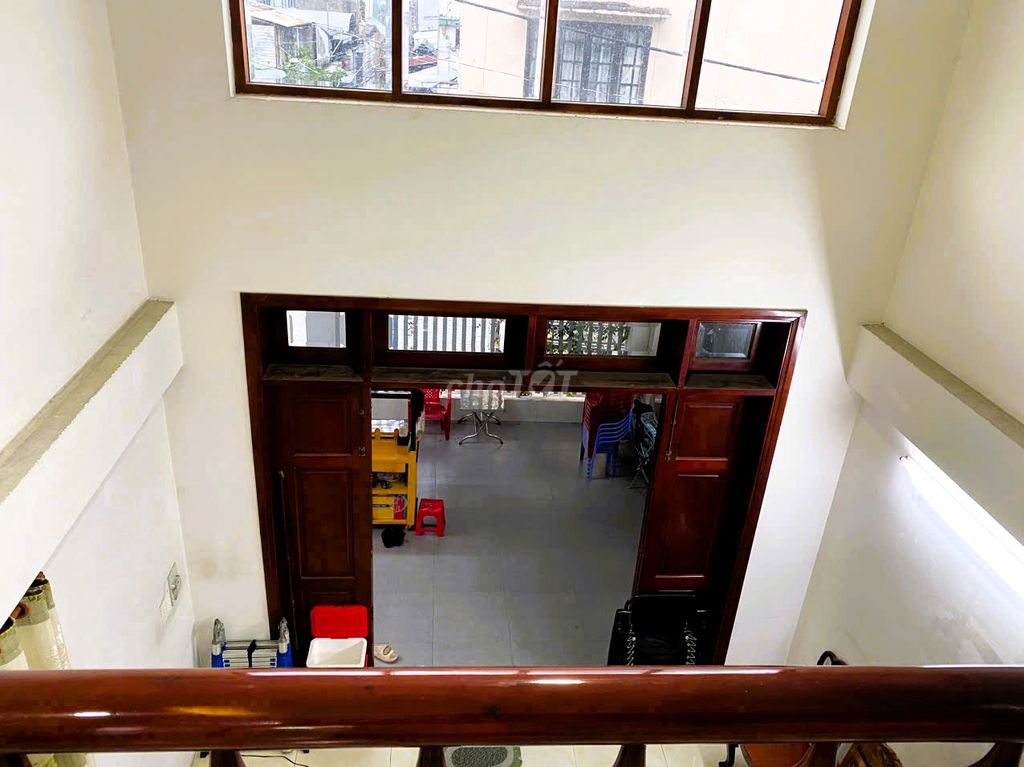 Rent the entire building on 48 Hiệp Bình Chánh.