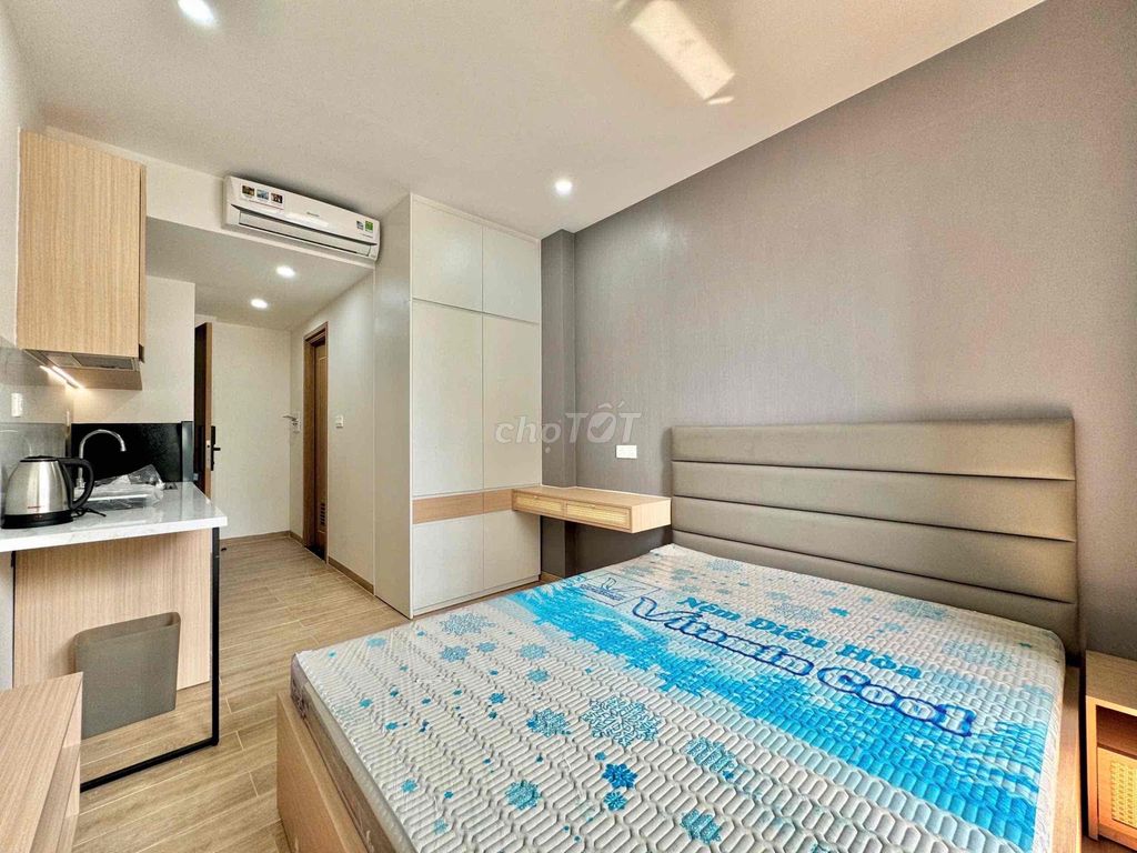 The new apartment is full of furniture - The balcony is open - High Chan, Phú Nhuận