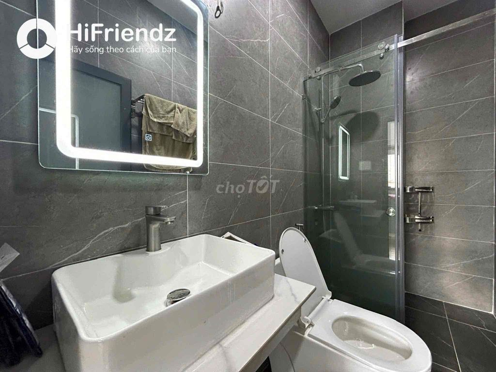 apartment 2 Cao Thắng District 10 is nearly ten thousand mall-full interiors