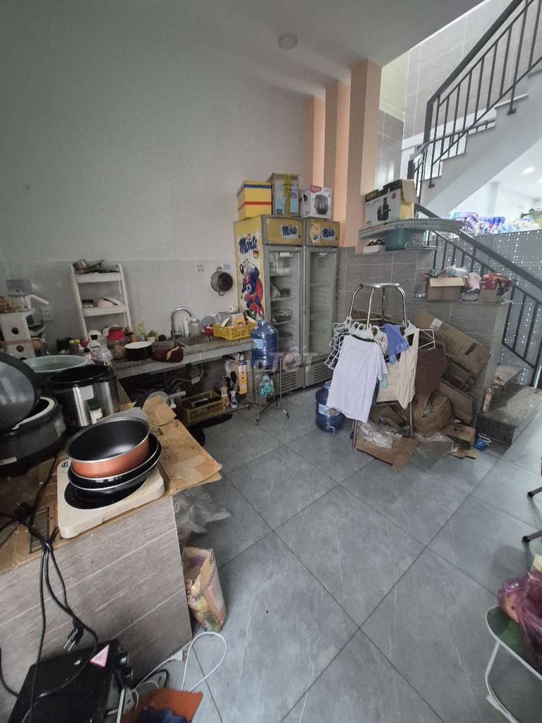 Rent 4 x 20 meters a floor 2 bedroom 2 Mt bathrooms right at Tây Thạnh