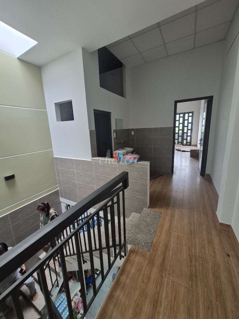 Rent 4 x 20 meters a floor 2 bedroom 2 Mt bathrooms right at Tây Thạnh