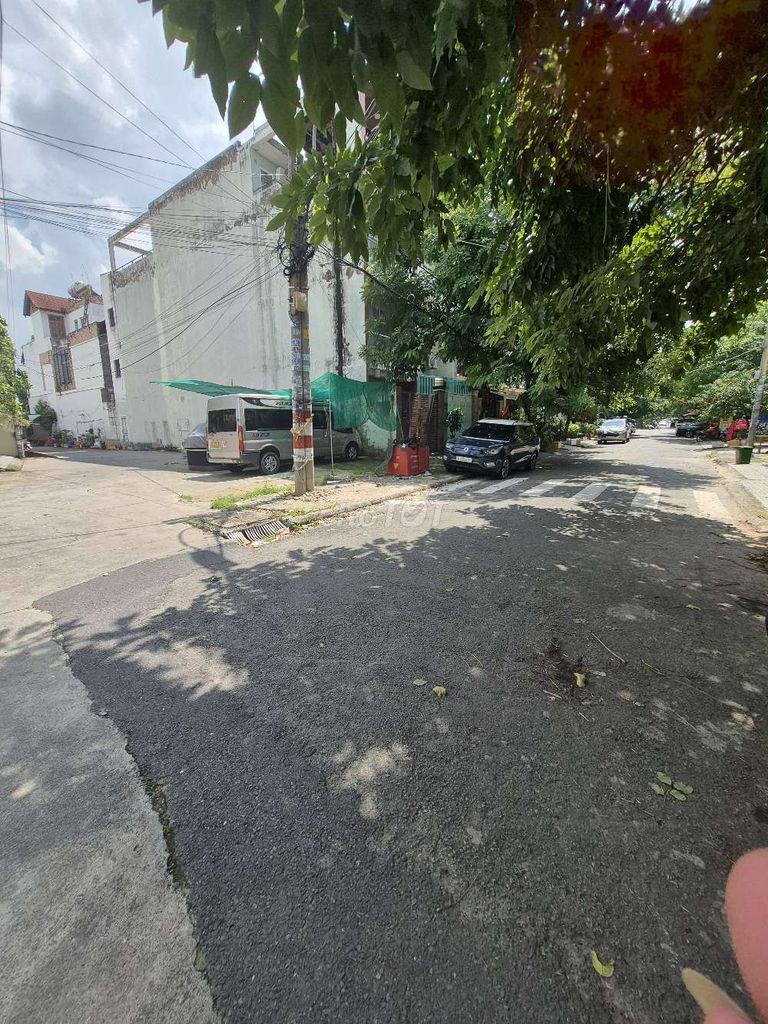 Rent 4 x 14 meters 4 4 bedroom 4 toilets 12 meters down Tây Thạnh