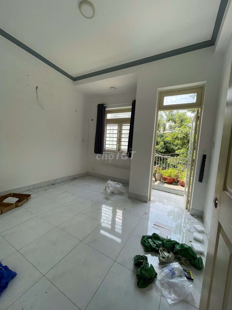 Rent 4 x 14 meters 4 4 bedroom 4 toilets 12 meters down Tây Thạnh