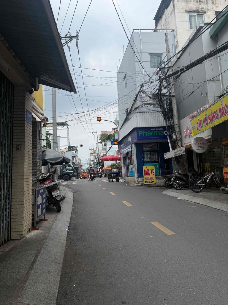 Rent the Phan Văn HânXX 17 Bình Thạnh