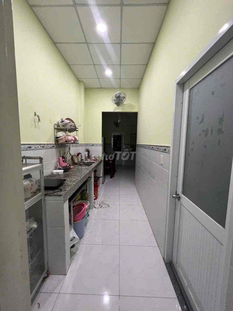 New level 4 on 128th Street: 5 X 20 M - 2 Bedroom 10 M