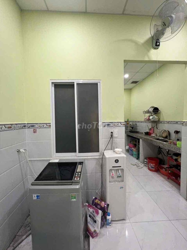 New level 4 on 128th Street: 5 X 20 M - 2 Bedroom 10 M