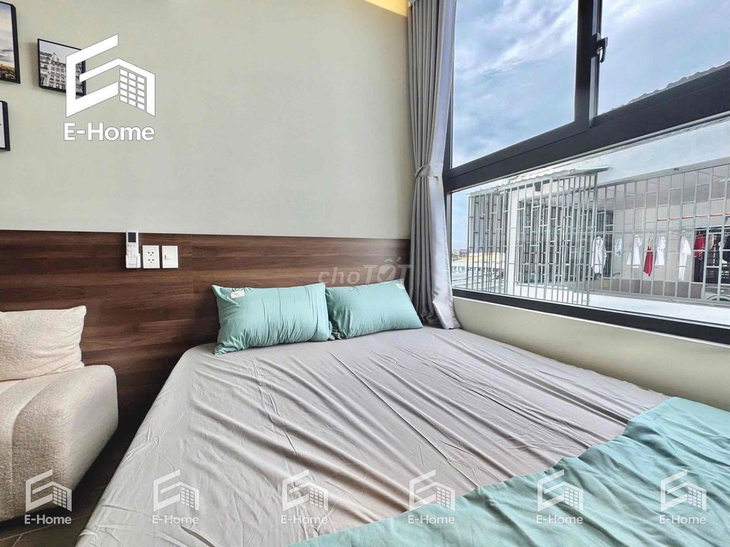 The new super-beautiful studio is 100% new Ngay siêu thị Emart.
