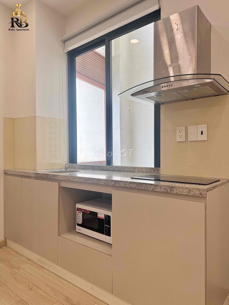 Rent a two-room apartment 2 of the 70-foot-wide toilet elevators.